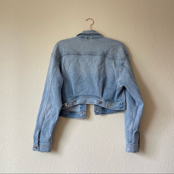 Good American Cropped Denim Jacket - Picture 6 of 11